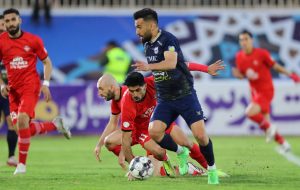 فرصتسوزی بزرگ تراکتور به سود سپاهان و پرسپولیس؛ جدال قهرمانی داغ شد فرصتسوزی بزرگ تراکتور به سود سپاهان و پرسپولیس؛ جدال قهرمانی داغ شد
